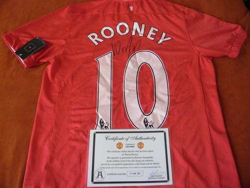 Wayne Rooney signed Manchester United Shirt! WOW!!