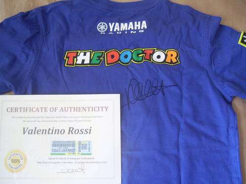 Valentino Rossi signed motoGP Yamaha racing shirt + coa