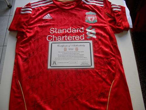 Liverpool 2010 Team Signed Soccer / Football Shirt +COA