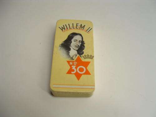 antique Willem II Cigarette Tin (No 30)
