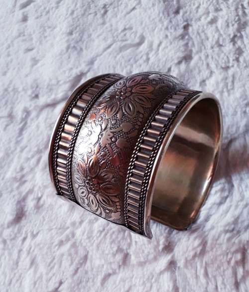 Vintage brass ornate cuff bangle