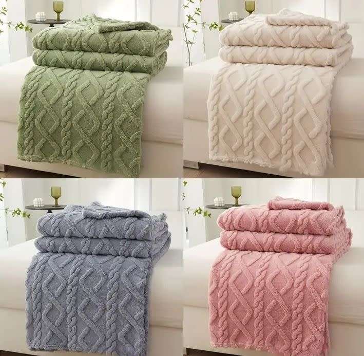 Fleece Throw Blanket - Cream colour