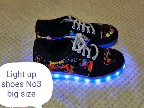 Boys shoes