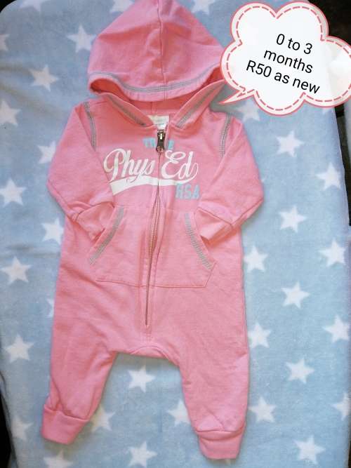 Baby clothing