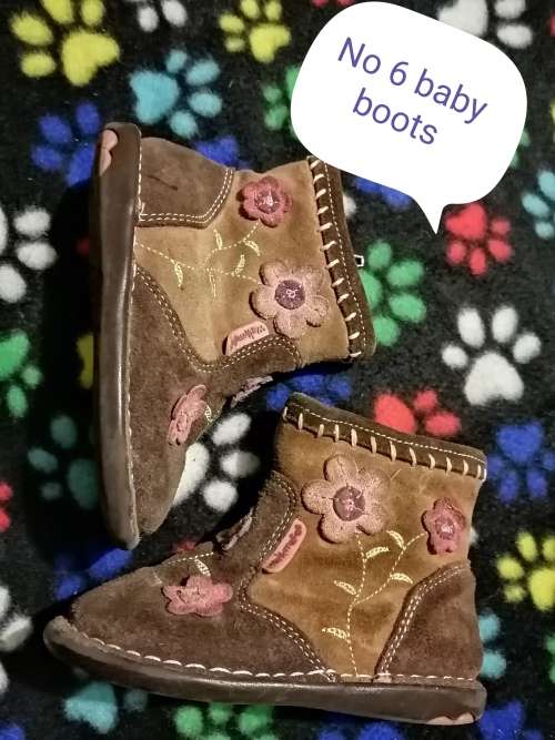 Baby shoes