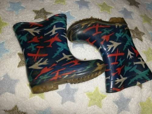 Baby gumboots no 4