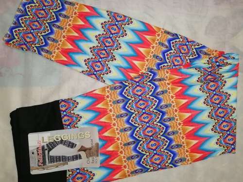 Ladies leggings will fit small to large
