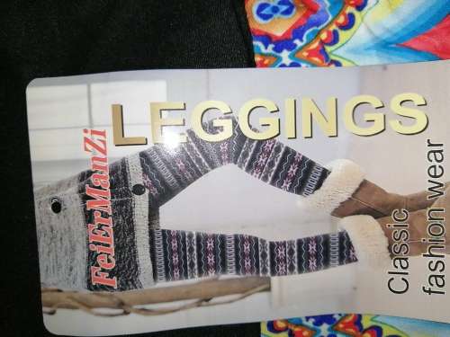 Ladies leggings will fit small to large