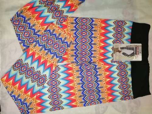 Ladies leggings will fit small to large