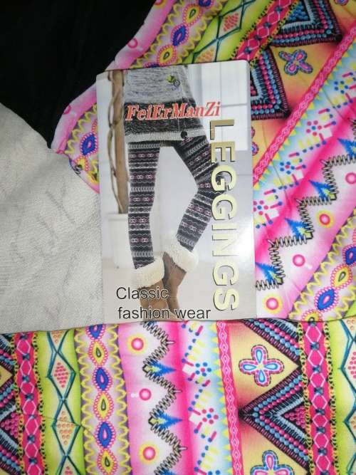 Ladies leggings will fit small to large