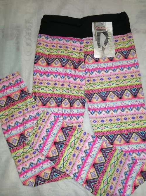 Ladies leggings will fit small to large