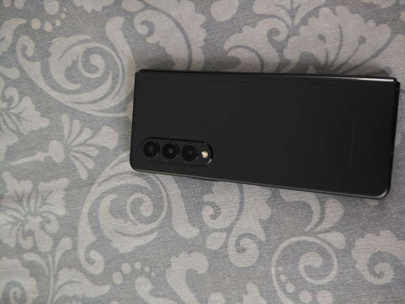 Samsung Galaxy Z Fold 3