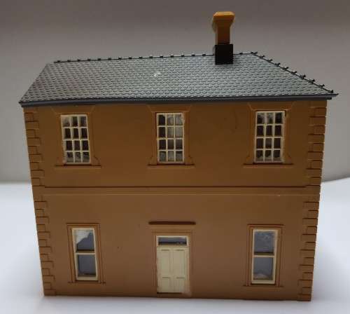 Medium Residential Manor/Flats.