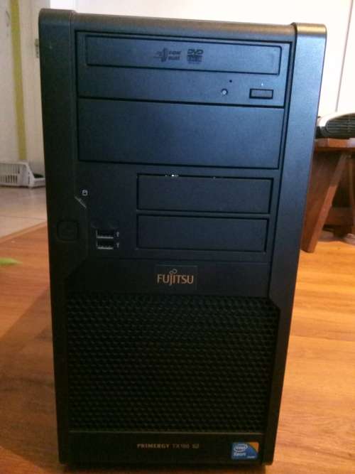 Fujitsu Primergy TX100 S2