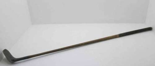 Vintage Wooden Handled Golf Putter X Model 10.0; AP Trick - Length 83cm