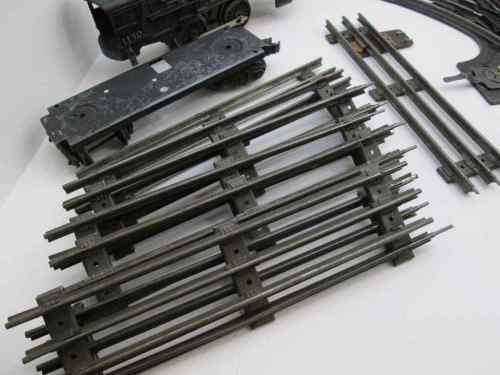 Assorted Vintage Lionel Train & Tracks, 31 Pieces, See Ad For All Details