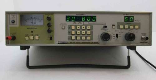 Vintage Panasonic FM/AM Signal Generator VP-8177A