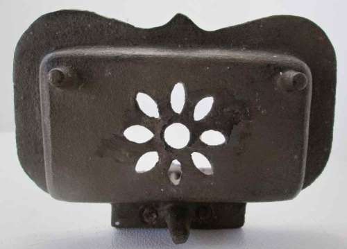 Beautiful Vintage Metal Soap Dish - 15,5cm/11cm/14cm
