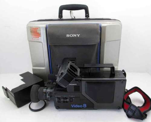 Vintage Sony Video 8 CCD Movie Camera + Case And ALL Accessories - Mint