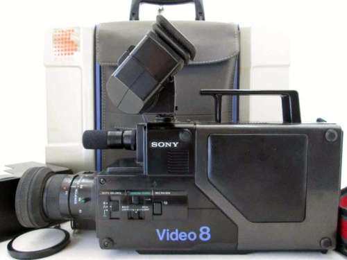 Vintage Sony Video 8 CCD Movie Camera + Case And ALL Accessories - Mint