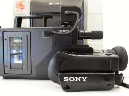 Vintage Sony Video 8 CCD Movie Camera + Case And ALL Accessories - Mint