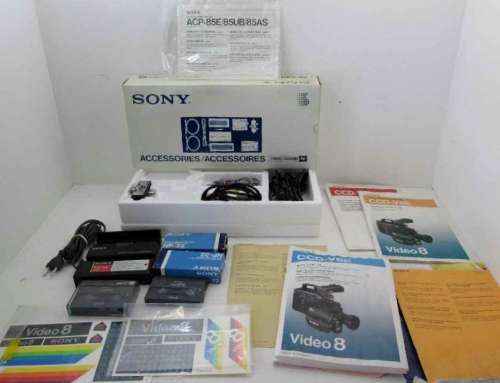 Vintage Sony Video 8 CCD Movie Camera + Case And ALL Accessories - Mint