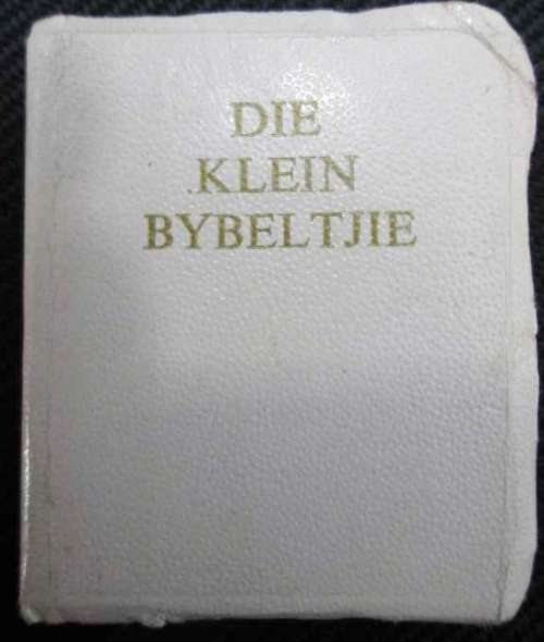 Die Klein Bybeltjie - FMN Greetings, Parow, Cape Town - Miniature Bible (Extracts) - 5,5cm/4,5cm