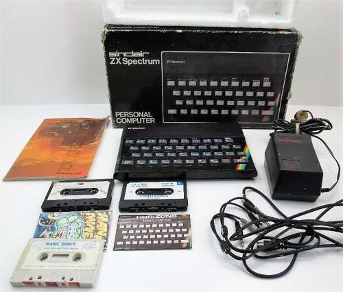 FANTASTIC 1984 SINCLAIR ZX SPECTRUM COMPUTER, BOXED & WORKING + 3 TAPES