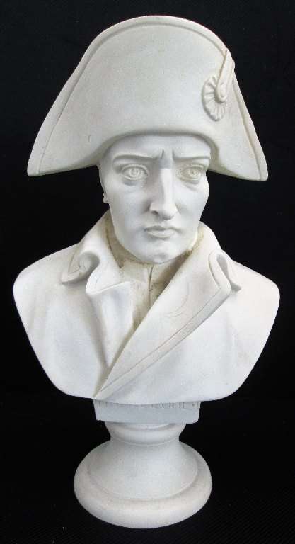 Hard Resin Or Plaster Bust Of Napolean - Height 26,5cm