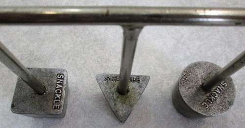 Vintage Snackle Iron