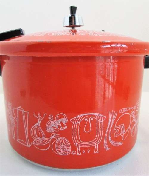 Presto Model 900A Vintage/Retro Orange Pressure Cooker - Excellent Condition!