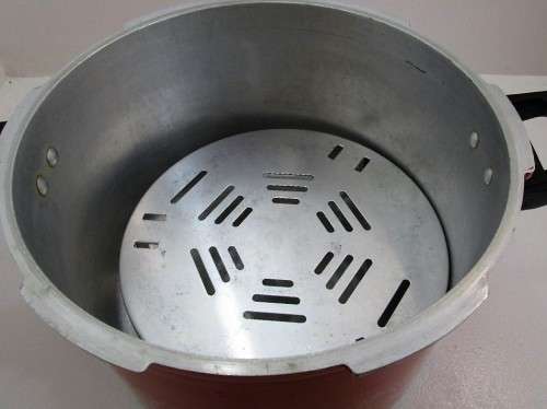 Presto Model 900A Vintage/Retro Orange Pressure Cooker - Excellent Condition!