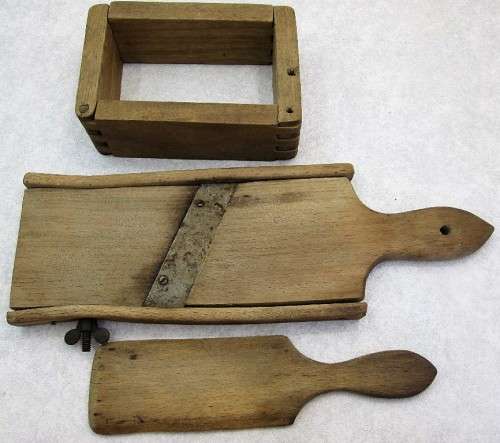 Antique Wood Butter Making Set, Largest Piece Measures: 33cm/11cm