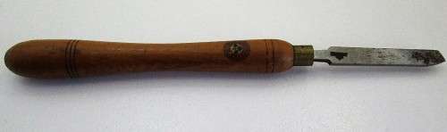Marples Chisel - Total Length 34cm; Blade Width 1,3cm