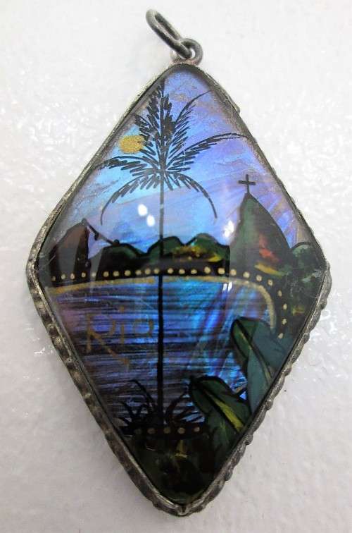 Stunning Vintage Alfano Made In Brasil Butterfly Wing Souvenir Rio Pendant - 5cm/3,5cm