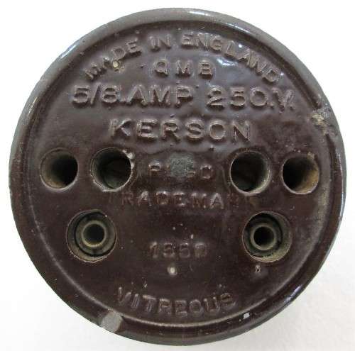 Kersom, Made In England Bakelite Toggle Switch (Not Tested) - 4,5cm/5,7cm