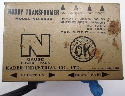Bachmann N Gauge Locomotive + 5 Freight Cars, 8 Tracks, Transformer