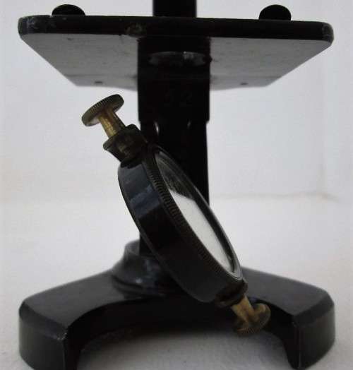 Small Brass Antique Microscope Plus Box - Height 22,5cm