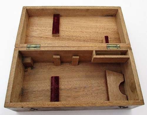 Small Brass Antique Microscope Plus Box - Height 22,5cm