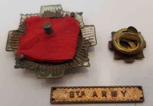 Transvaal Scottish Regiment Insignia and Booklets