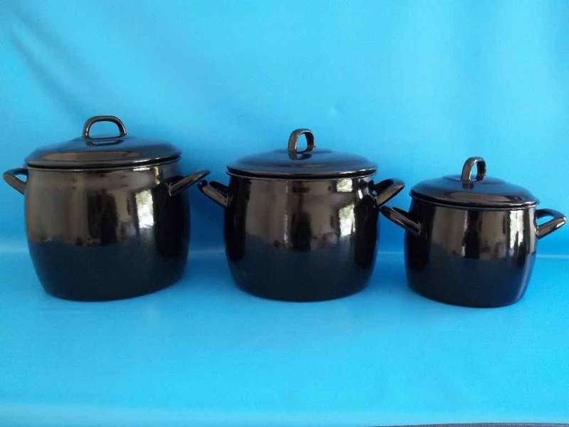 FANTASTIC SET OF 3 HEAVY BLACK (WHITE INSIDE) ENAMEL POTS!!!