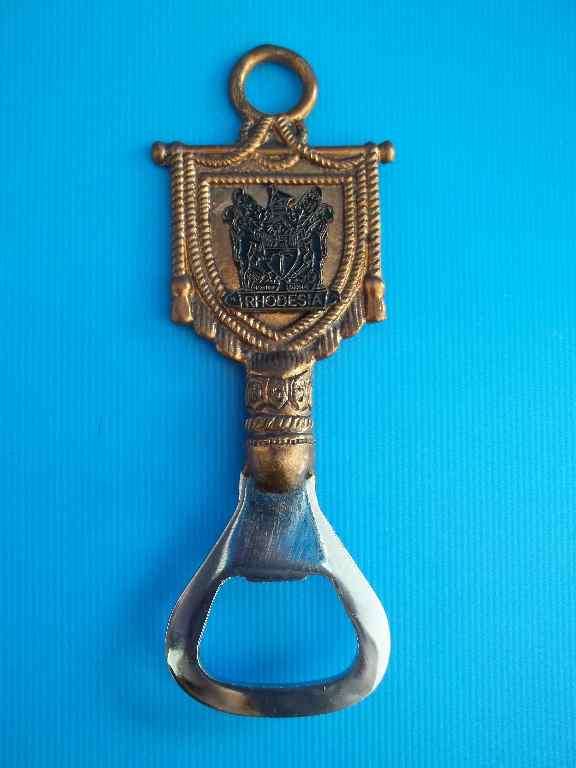 Attractive & Very Neat "Rhodesia" Copper & Metal Bottle Opener  - Length 12,5cm