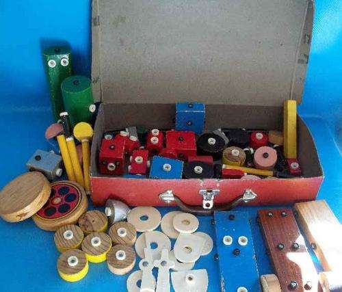 Vintage Toy "Clico" Blocks In Original Suitcase (80 Pieces)