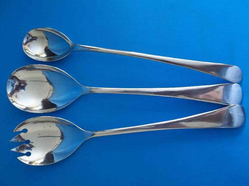 Yeoman Plate EPNS Made In England Salad Servers- Length 22,5cm+ Sipelia Rustless Nickel Silver Spoon