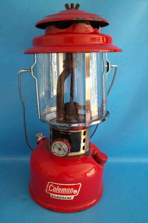 SUPER RARE COLEMAN MODEL 206 KEROSENE LAMP - Height 35cm