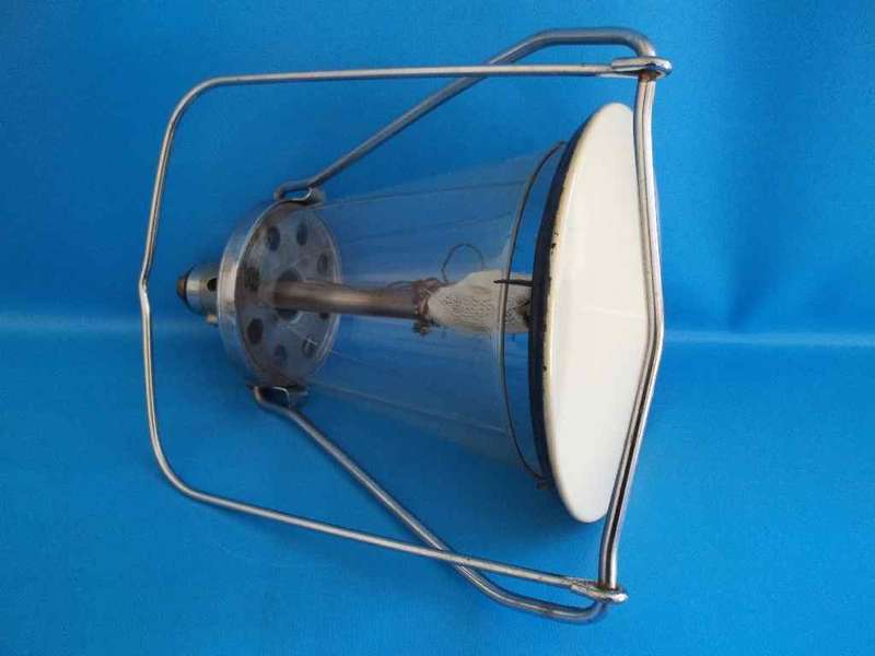 Vintage Cadac Gas Light With Enamel Top