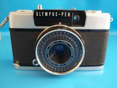 Olympus Pen EES-2 Camera
