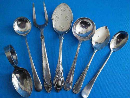 7 X Assorted Silver Plated Cutlery Pieces - Lengths From 8,5cm - 15,5cm