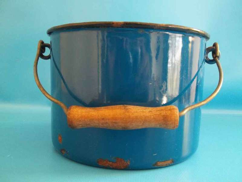 Lovely Blue Enamel Bucket - 12cm/16,5cm