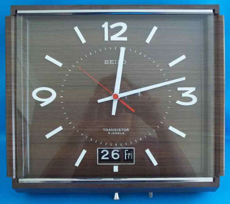 FANTASTIC VINTAGE SEIKO TRANSISTOR 5 JEWELS WALL CLOCK IN PERFECT WORKING ORDER!!! - 32cm/35cm/8cm